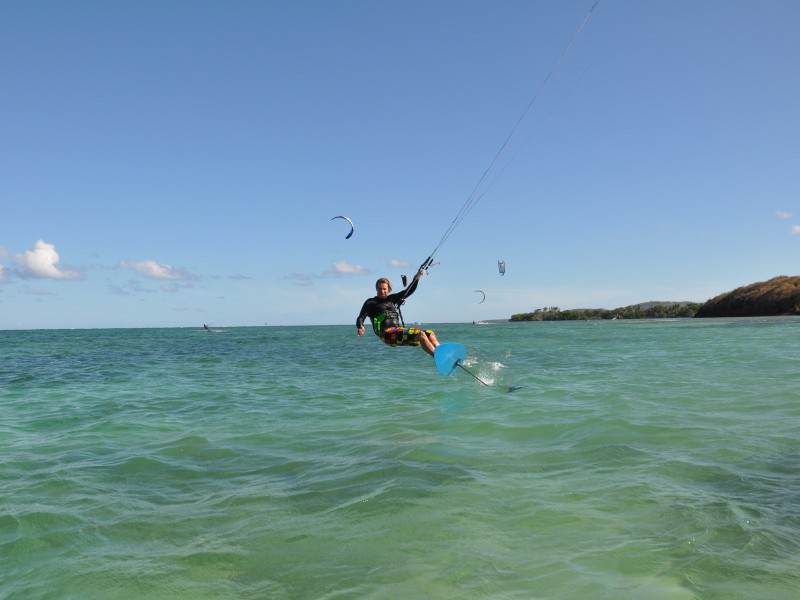 kitefoil-kitesurf-stage-cours-particuliers-sarzeau